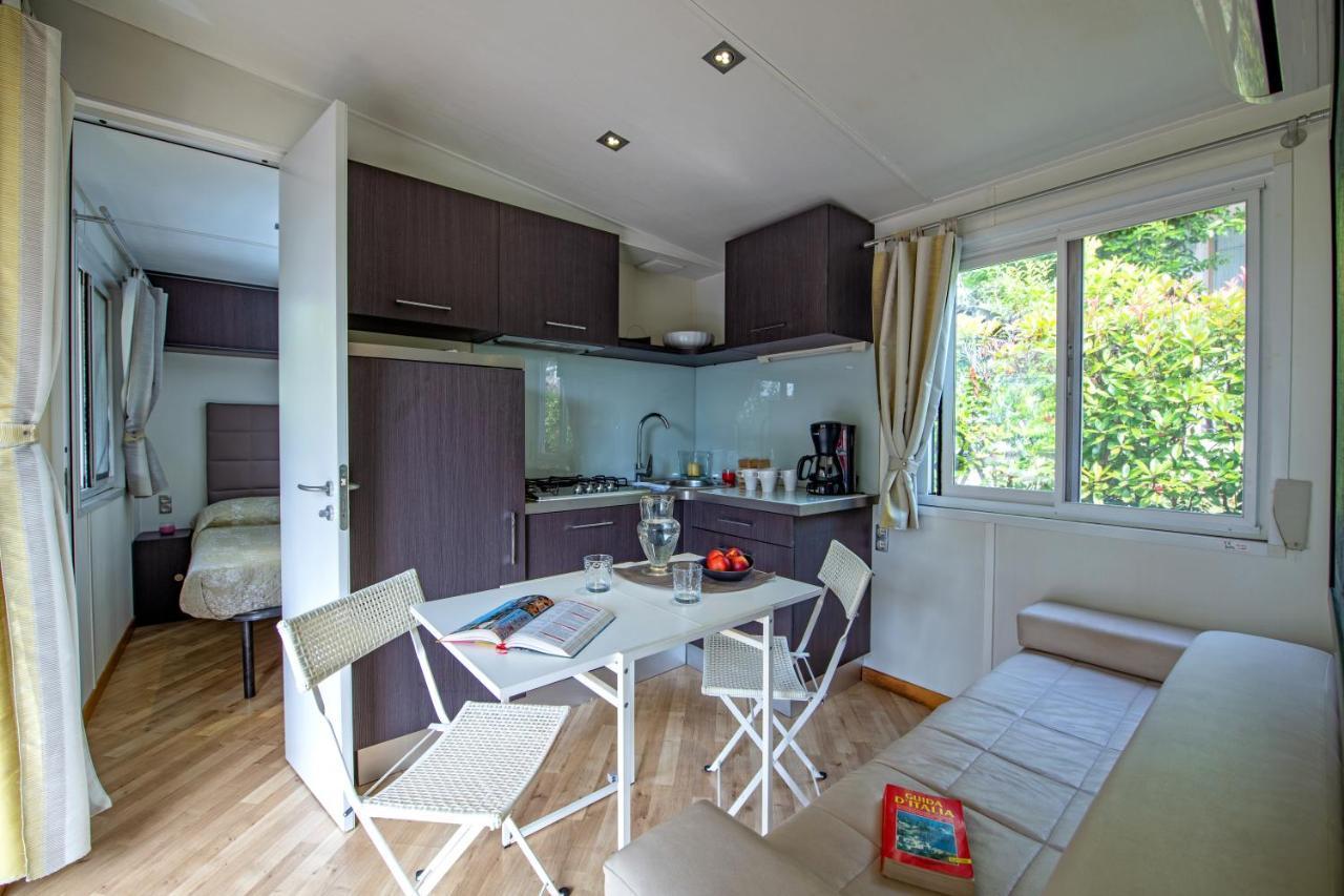 Camping Porto Srl Moniga del Garda المظهر الخارجي الصورة