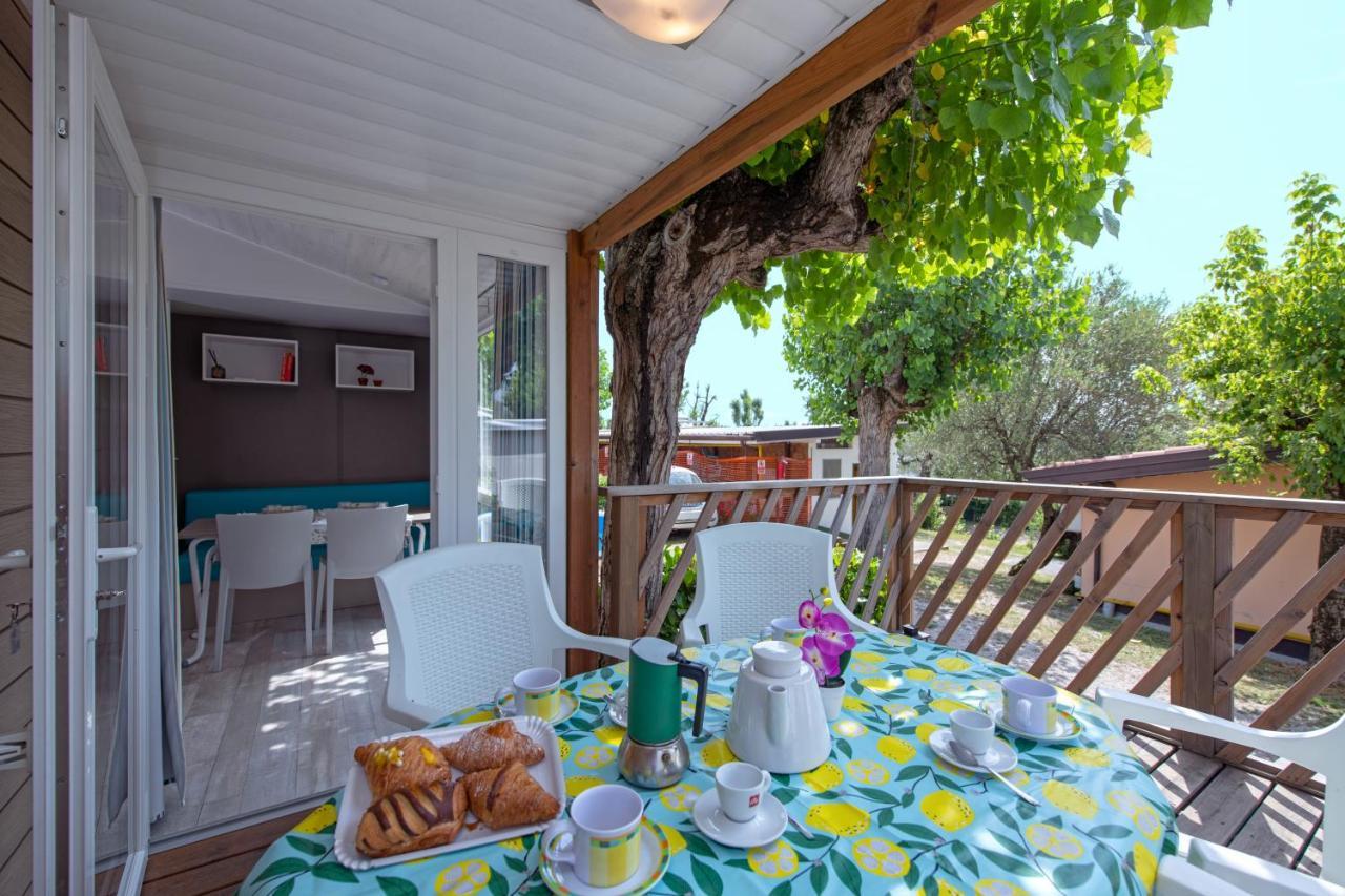 Camping Porto Srl Moniga del Garda المظهر الخارجي الصورة
