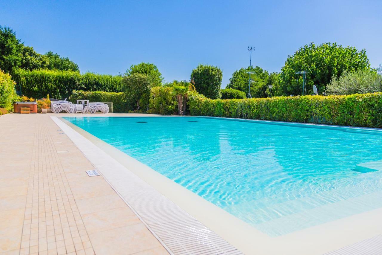Camping Porto Srl Moniga del Garda المظهر الخارجي الصورة