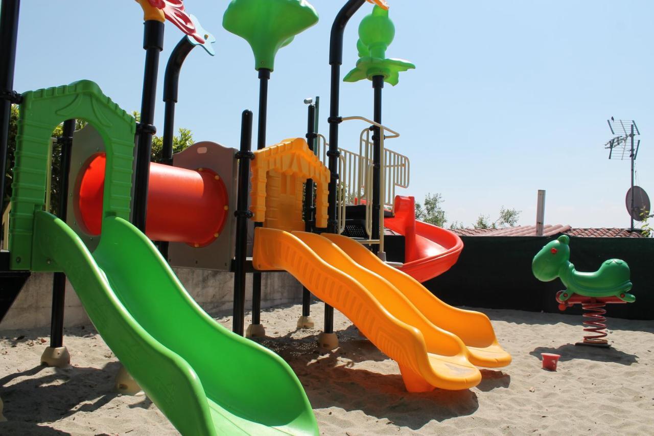 Camping Porto Srl Moniga del Garda المظهر الخارجي الصورة